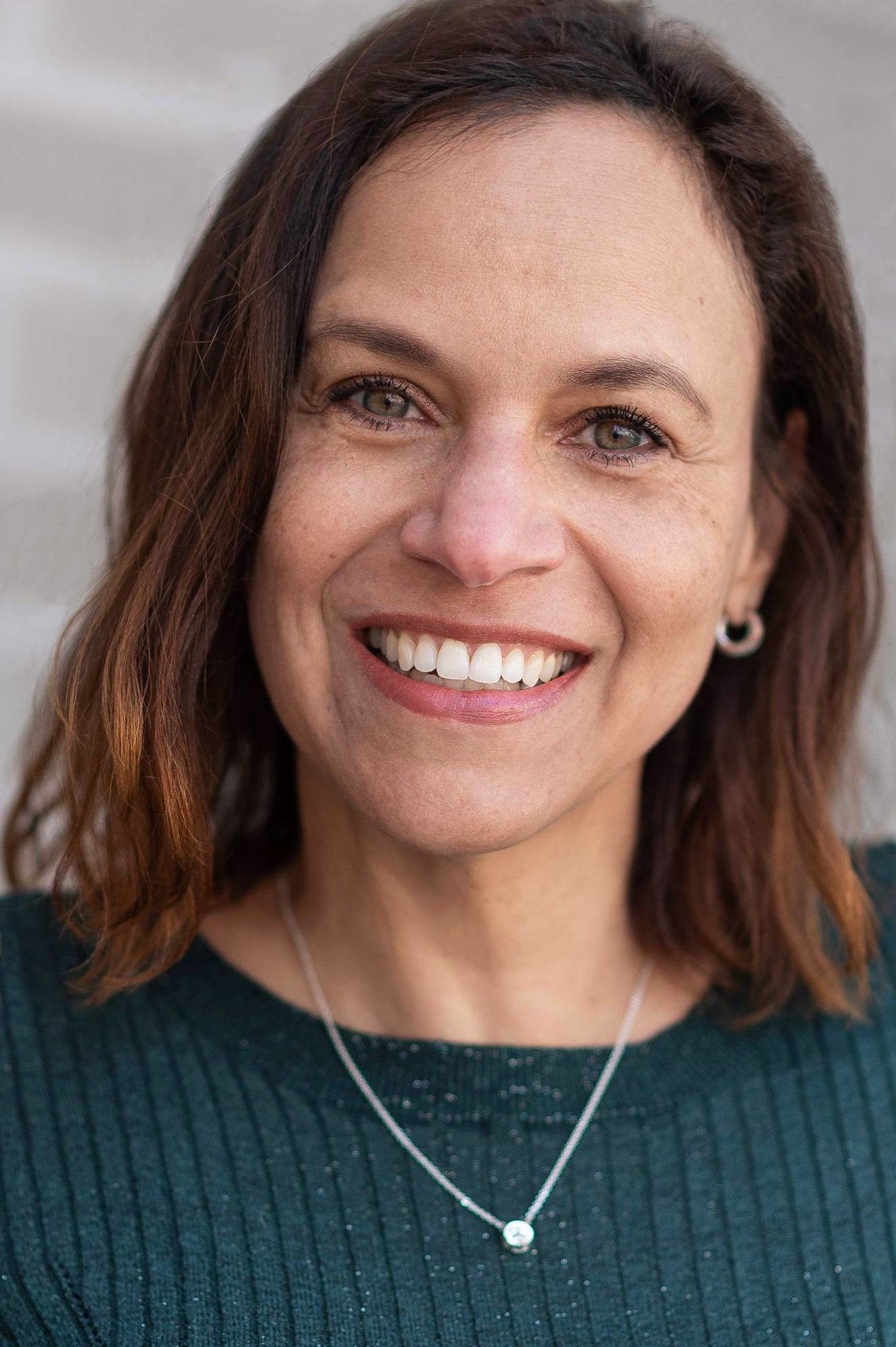 Portrait professionnel de Monica Bicho, actrice (photo par Indra Crittin)